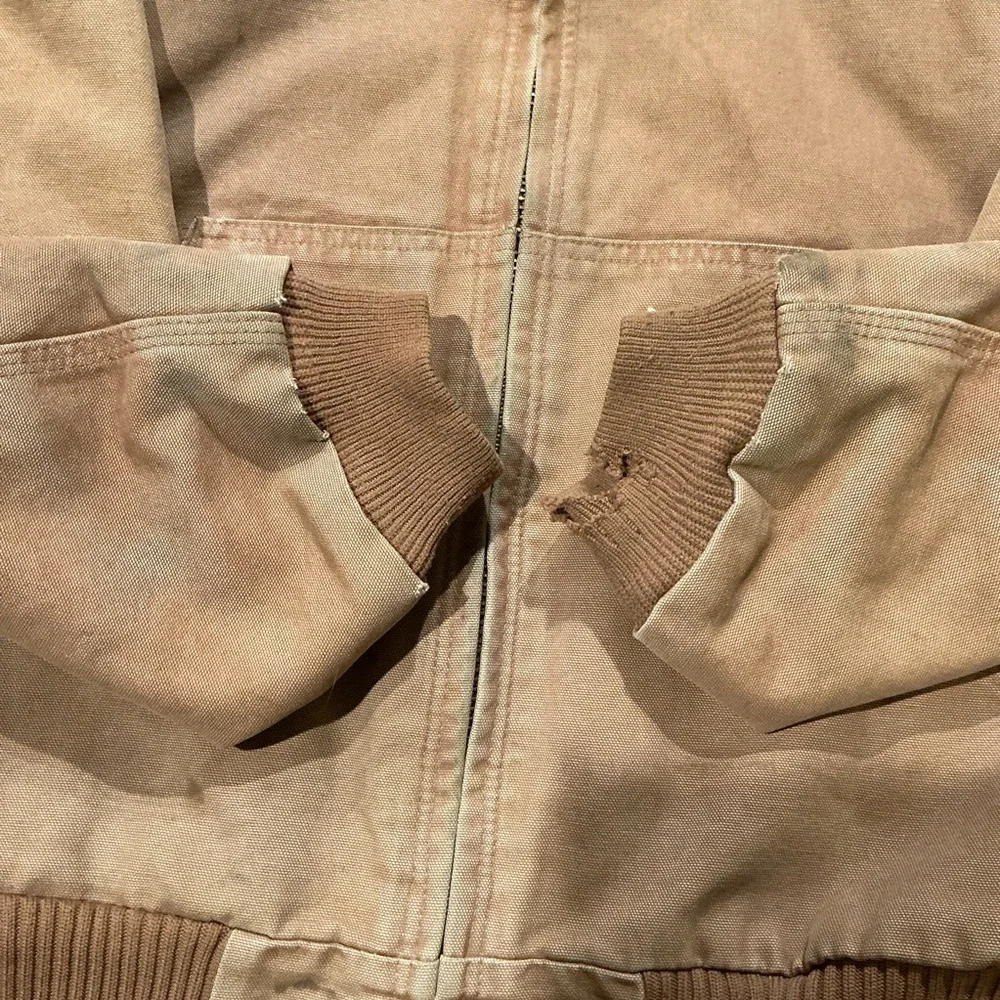 Vintage distressed tan hooded Carhartt jacket - Picture 5 of 12